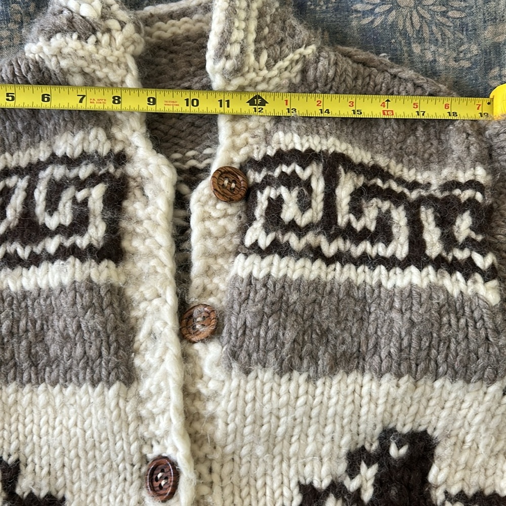 Laine wool ( cowichan) aztec cardigan - Picture 6 of 7